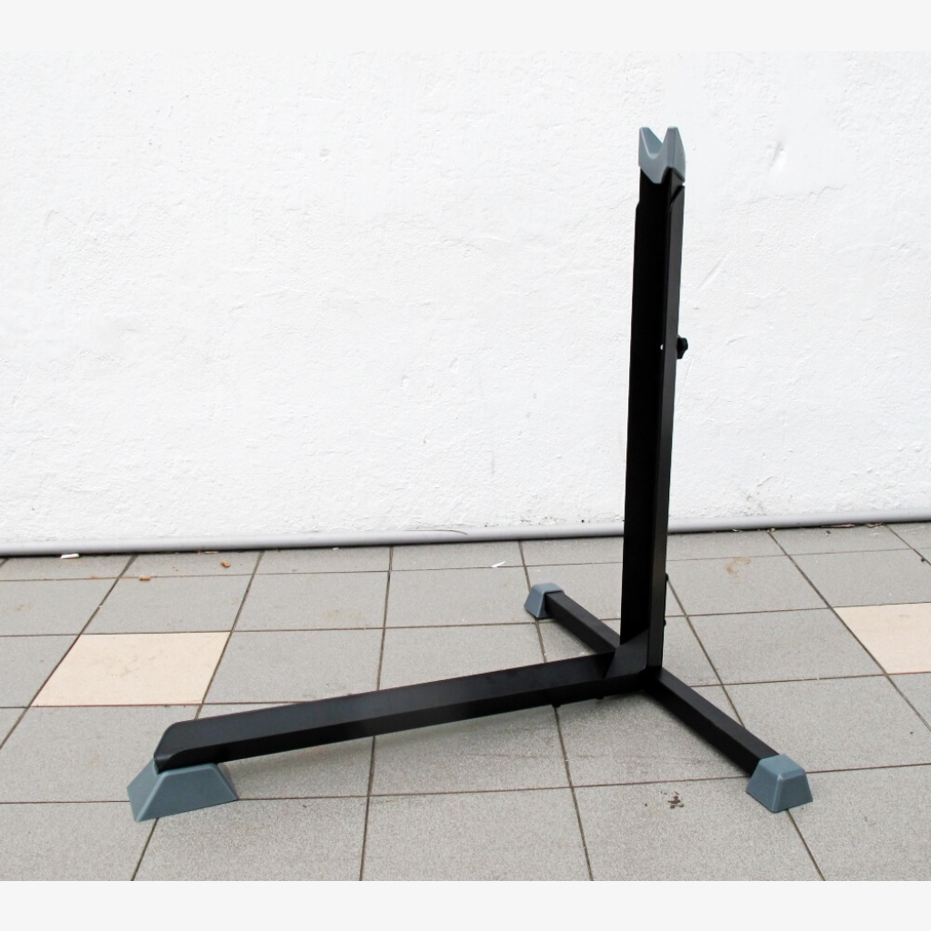 freestanding vertical bike stand